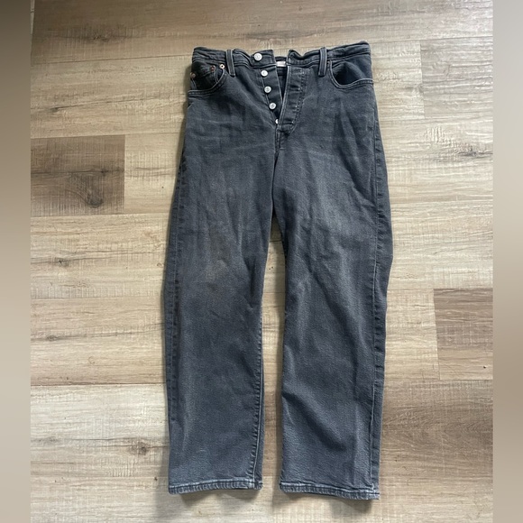 Levi’s Jeans - Picture 1 of 3